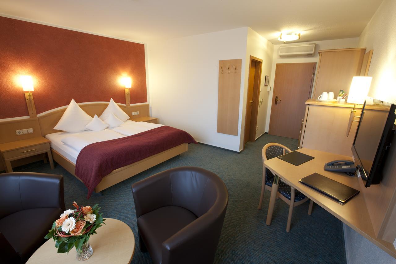 Hotel Merkur Landstuhl Luaran gambar